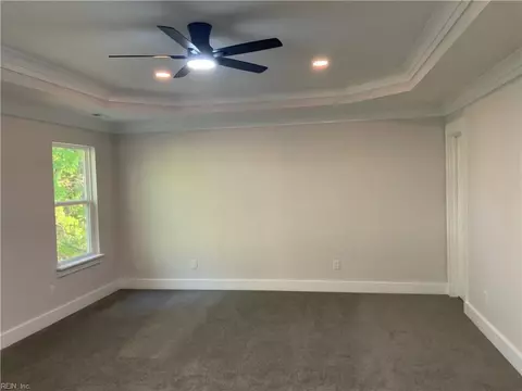 Bedroom - 548 Greenbriar Ave #B, Hampton, VA 23661 photo 1 of 5