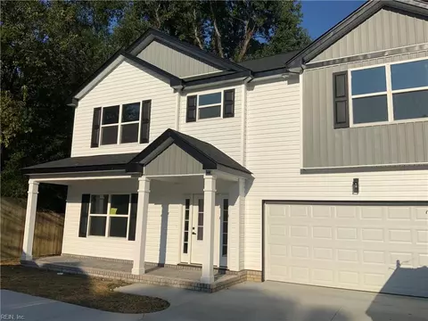 Exterior - 548 Greenbriar Ave #B, Hampton, VA 23661 photo 2 of 6