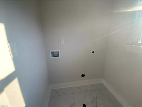 Other - 548 Greenbriar Ave #B, Hampton, VA 23661 photo 5 of 6