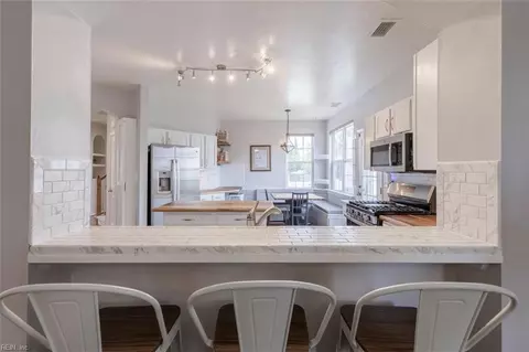 Kitchen - 1816 Sunsprite Loop, Chesapeake, VA 23323 photo 6 of 6