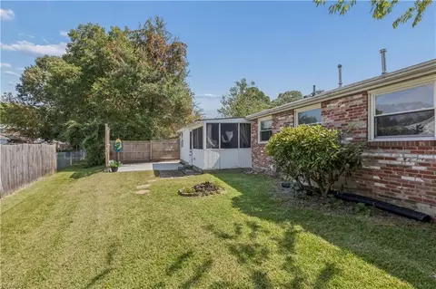 Exterior - 1907 Hart Cir, Hampton, VA 23663 photo 6 of 6