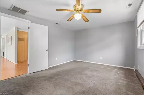 Bedroom - 1907 Hart Cir, Hampton, VA 23663 photo 1 of 6