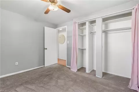 Bedroom - 1907 Hart Cir, Hampton, VA 23663 photo 4 of 6
