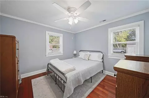 Bedroom - 968 Albert Ave, Norfolk, VA 23513 photo 2 of 4