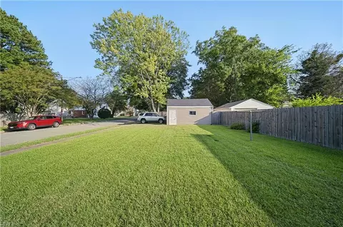 Exterior - 968 Albert Ave, Norfolk, VA 23513 photo 1 of 3