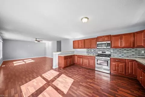 Other - 624 Augusta St, Hampton, VA 23669 photo 2 of 5