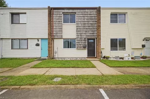 3417 Crimson Holly Ln, Virginia Beach, VA 23453