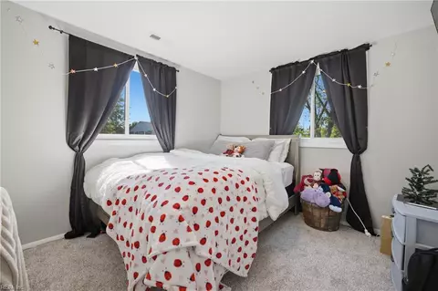 Bedroom - 2025 Nickerson Blvd, Hampton, VA 23663 photo 6 of 6