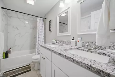 Bath - 2025 Nickerson Blvd, Hampton, VA 23663 photo 1 of 2