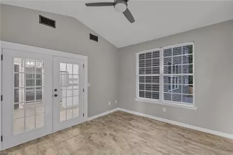 Entry Way - 402 Undershot Ct, Chesapeake, VA 23323 photo 1 of 5