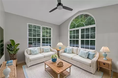 Living - 402 Undershot Ct, Chesapeake, VA 23323 photo 11 of 11