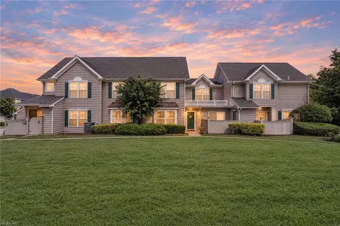 2359 Old Greenbrier Rd, Chesapeake, VA 23325