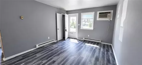Living - 2127 Grandy Ave, Norfolk, VA 23504 photo 2 of 3