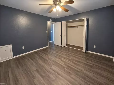 Bedroom - 2127 Grandy Ave, Norfolk, VA 23504 photo 2 of 7