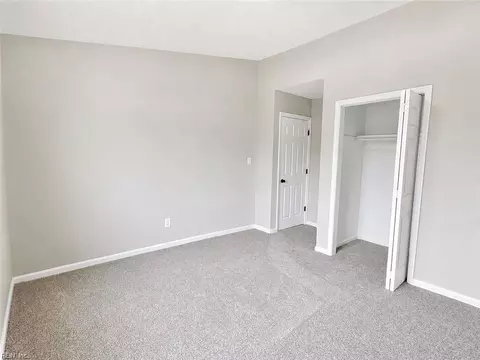 Bedroom - 20 Cantamar Ct, Hampton, VA 23664 photo 8 of 11