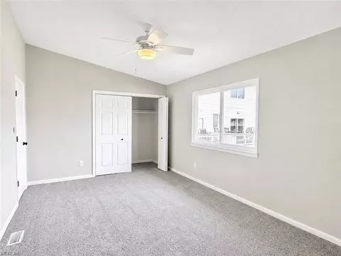 Bedroom - 20 Cantamar Ct, Hampton, VA 23664 photo 5 of 11