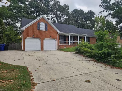 3975 Long Point Blvd, Portsmouth, VA 23703