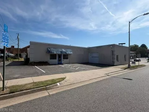 107 W Fourth Ave, Franklin, VA 23851