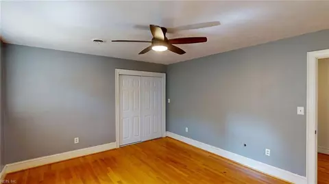 Bedroom - 723 E Riverview Dr, Suffolk, VA 23434 photo 7 of 12