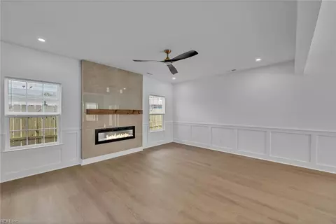 Living - 236 W Queen St, Hampton, VA 23669 photo 1 of 3