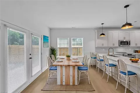 Dining - 236 W Queen St, Hampton, VA 23669 photo 1 of 1