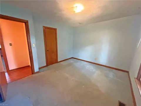 Bedroom - 620 Emerald Ct, Chesapeake, VA 23320 photo 3 of 8