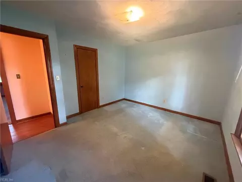 Bedroom - 620 Emerald Ct, Chesapeake, VA 23320 photo 2 of 5