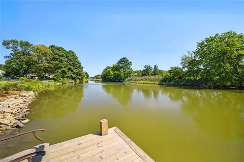 View/Area - 20 Diggs Dr, Hampton, VA 23666 photo 5 of 7