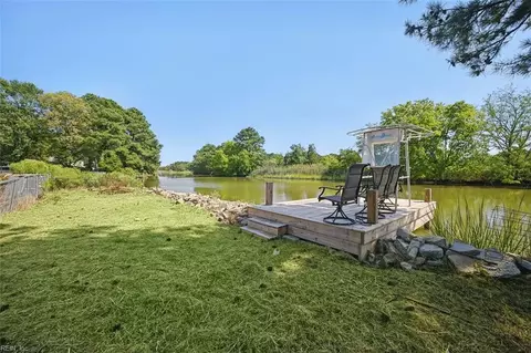 Exterior - 20 Diggs Dr, Hampton, VA 23666 photo 3 of 3