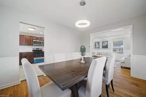 Dining - 20 Diggs Dr, Hampton, VA 23666 photo 2 of 2