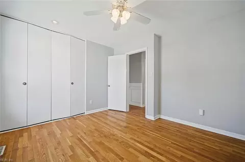 Bedroom - 20 Diggs Dr, Hampton, VA 23666 photo 5 of 5
