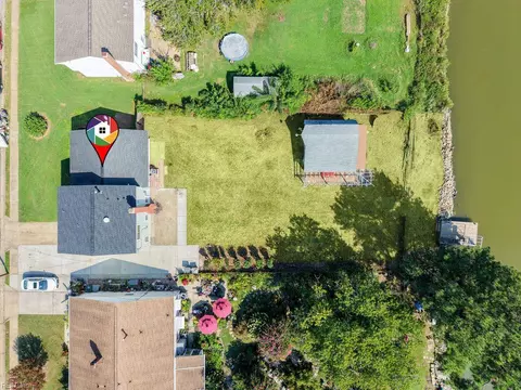 View/Area - 20 Diggs Dr, Hampton, VA 23666 photo 4 of 7