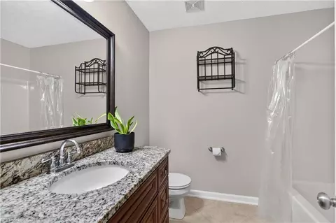 Bath - 68 Michaels Woods Dr, Hampton, VA 23666 photo 3 of 3