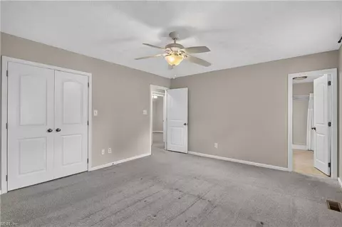 Bedroom - 68 Michaels Woods Dr, Hampton, VA 23666 photo 2 of 5
