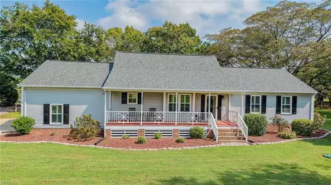 6296 Crags Cswy, Virginia Beach, VA 23457