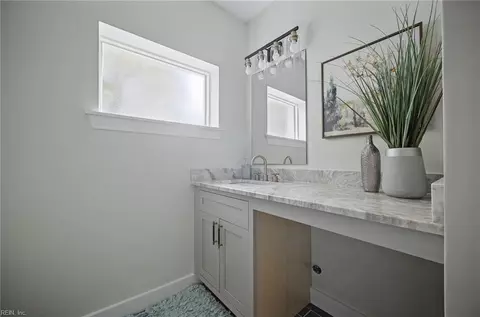 Bath - 1101 Lexan Ave, Norfolk, VA 23508 photo 3 of 6
