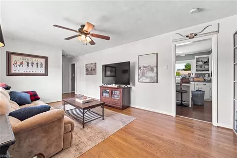 Other - 13 Bedford Ct, Hampton, VA 23664 photo 1 of 10