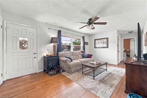 Other - 13 Bedford Ct, Hampton, VA 23664 photo 3 of 10