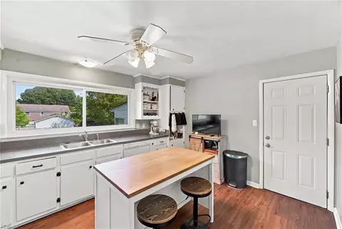 Kitchen - 13 Bedford Ct, Hampton, VA 23664 photo 4 of 4