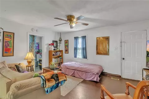 Other - 716 Grove St, Hampton, VA 23664 photo 2 of 4