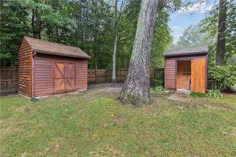 Exterior - 8165 Sheffield Dr, Gloucester, VA 23061 photo 11 of 16