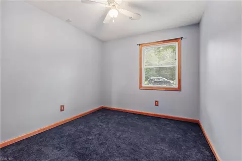 Bedroom - 8165 Sheffield Dr, Gloucester, VA 23061 photo 4 of 8