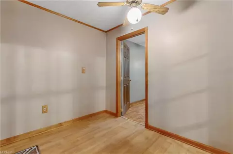 Entry Way - 8165 Sheffield Dr, Gloucester, VA 23061 photo 6 of 6