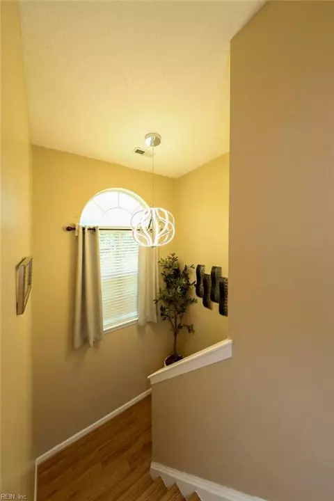 Entry Way - 2080 Maple Leaf Cres, Suffolk, VA 23434 photo 6 of 12