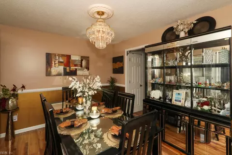 Dining - 2080 Maple Leaf Cres, Suffolk, VA 23434 photo 2 of 3