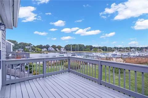 Exterior - 1030 Porte Harbour Arch Arch, Hampton, VA 23664 photo 1 of 5
