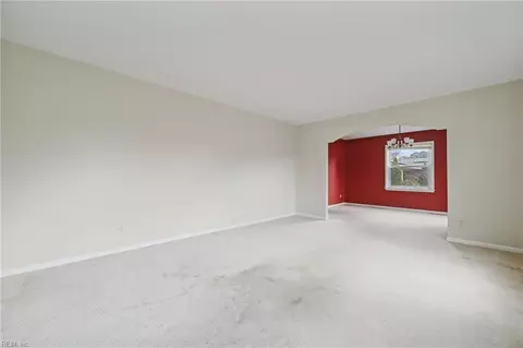 Living - 65 Tide Mill Ln, Hampton, VA 23666 photo 1 of 4