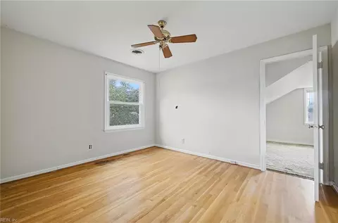 Bedroom - 65 Tide Mill Ln, Hampton, VA 23666 photo 7 of 9