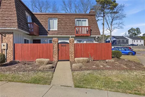 1600 Ocean Lakes Ct, Virginia Beach, VA 23454