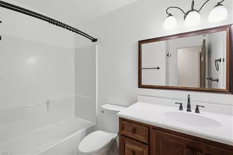 Bath - 349 Bartell Dr, Chesapeake, VA 23322 photo 2 of 3